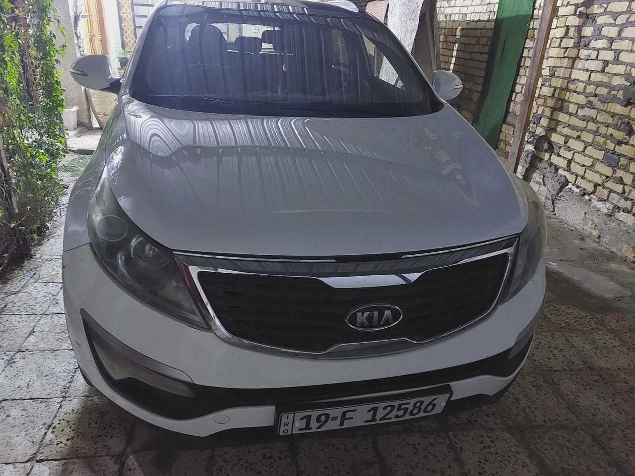 سلام عليكم
سبورتج موديل 13 كفوله بس بيه مكانين باردات كد اصبعين 
رقم كربلاء 
جديده 
مكانه بابل سعر 158 وبيه مجال 
هاتف ***********
