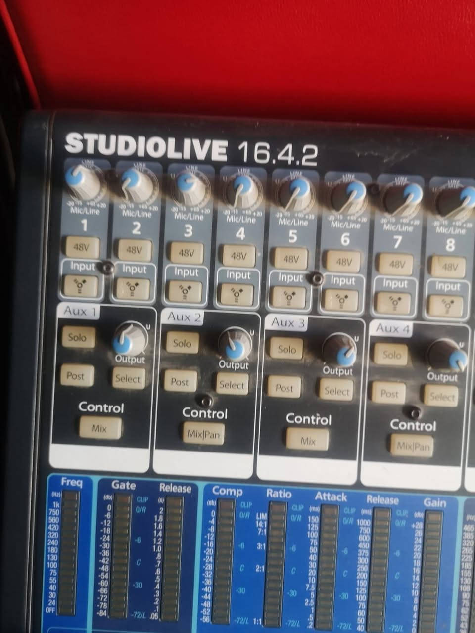 سلام عليكم جهازين للبيع كرت صوت
***********
