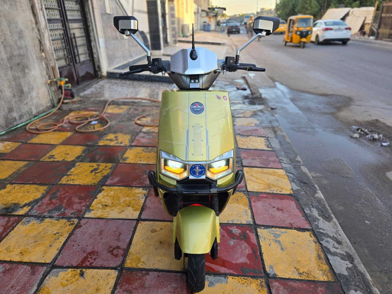 السلام عليكم دراجه شحن ام عيون كلش جديدة مابيهه اي نقص رقمي للتواصل ***********
