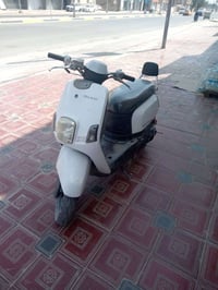 بوليسي • ياباني • سلف هندر