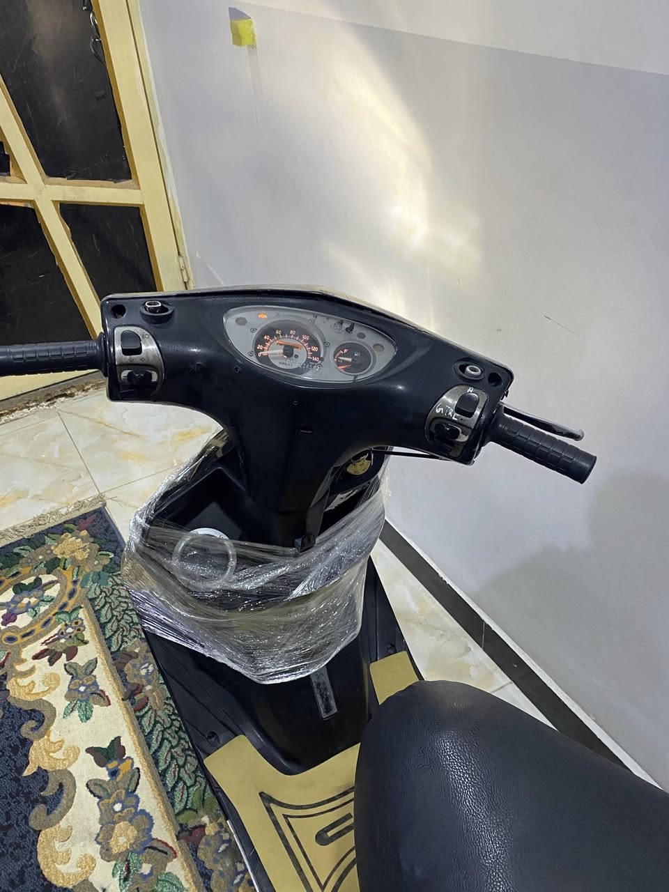 سلام عليكم مرخصت  الأدمن ثعلب كابريتر  140 بلادي ما صار شهرين من نزلت من الرمبة برغي مال ملعوب بيهة مكينة خرسة ما تنسمع  تايرات جدد صدر جديد يعني ما تحس بل طسة دهنهة مبدلة جديد مؤتل ابو 20 يمشيك شهر ليكدام أوراق ومنفيس كلة موجود جيب وياك ألف فيتر إذا طلع بيهة عيب أو نقص تأخذ الدراجة وتروح اللة شاهد علية السعر 💸700وبيهة  مجال  بصيط مكاني بغداد الشعب رقم الهاتف //📱*********** متواجد وتساب ومازنجر ♥️☘️.
