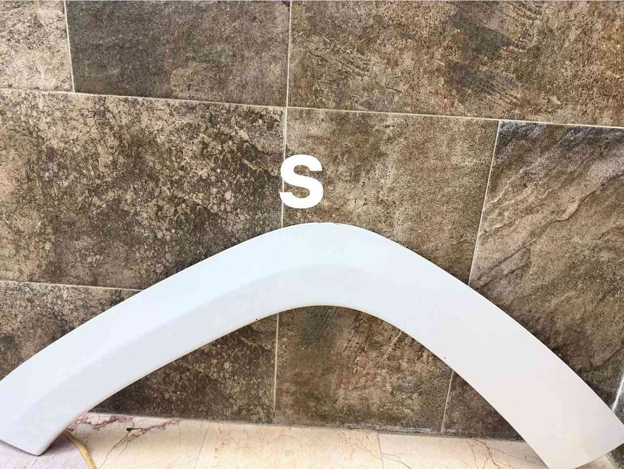 سلام عليكم اخوان ترايش مال جيب لون ابيض اصلي مال تفصيخ ترايش مال جاملغ امامي الصفحة اليسره عندي مال جيب S ومال جيب SRT النفخ الاصليه للبيع للاستفسار الاتصال على الرقم ***********
