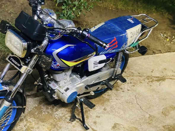 ماطور تايكر لبيع موديل 2023 
نشاط يأكل الكاع 
لايت عالي ناصي 
 السعر 500 وبي مجال ل شراي 
***********  خابر ودلل.  مكاني الشركاط تجي وتدلل
