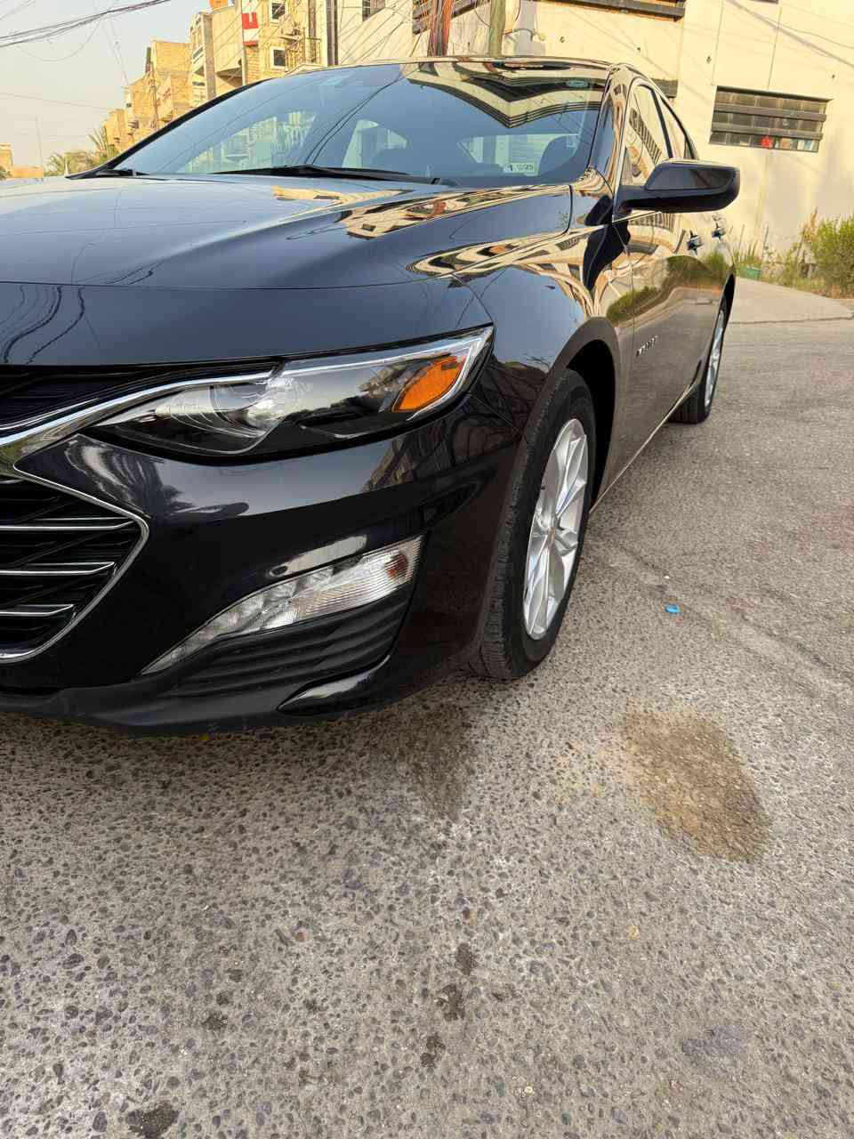 السلام عليكم 
ماليبو وارد امريكي
  موديل 2023 
لون نفطي السياره تنطي لونين
 دخول وترقيم جديد

المواصفات LT
♦️ بصمه ابواب + جنطه
♦️ تشغيل عن بعد 
♦️رادار امامي
♦️ قياده ذاتيه 
♦️ تحديد مسار 
♦️محرك 1500 توربو ✈️
♦️سايد بريك بصمه
♦️مانع انزلاق
♦️لدات اماميه نهاري 
♦️اوتو بريك /توقف ذاتي عند الاقتراب 🚳
♦️كشنات تدفئه + كهرباء ⚡️ 
♦️تبريد مناخين منفصل SYNC
♦️تبريد قطعتين امامي خلفي بيانو 
♦️شاشه كبيره تدعم 📲Android Auto/car play
♦️خرائط Gps📌
♦️كامره خلفيه دواره  📷 
♦️كروز مثبت سرعه
♦️شاشة ضبط واعطال بل دشبول
♦️منافذ USP/ 12V /Tip C
♦️مانع انزلاق ⛔️
♦️حساس اطارات
♦️4 دسك/ Abs
♦️السياره ماشالله جاهزه من جميع النواحي 
♦️ارضيات كتلوكات السبير والعده بالنايلون 
♦️اطفاء ذاتي عن التوقف 
♦️ ويل كب  17
♦️تحكمات جهتين 
     مانع تصادم 
    الجام الامامي اوتو
السياره داخله بدون حادث كلين كلين طلع بيه قطعه وحده كلير جاملغ خلفي ايسر 
وصور الحادث بالمنشور 
الباقي كله كفاله عامه من كلشي 
كير محرك شاصي اللغد الايرباك كله مكفول 
للاستفسار ***********
السعر 143$$
العنوان بغداد الكاظميه چكوك
