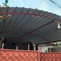 سقيفة ٥×٤م • حي العسكري • مجال