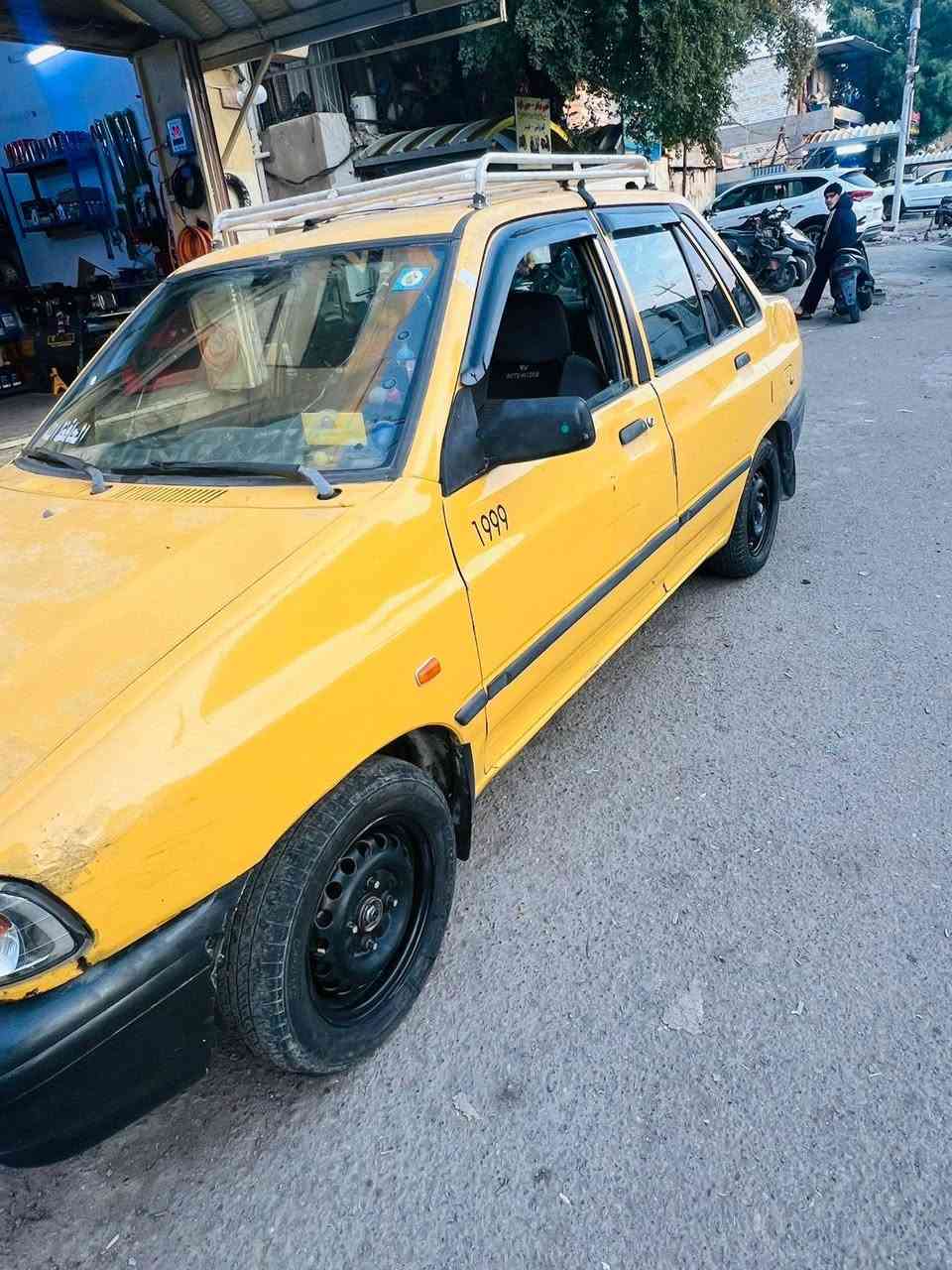 السلام عليكم سايبا موديل 2012 بأسمي مكينة خرسة ناعمه وصافية وكير حلو تبريد شغال كهربائيات شغالة بيها شاشة شواصيها واحد نضيف والثاني فطر خفيف بيها وممصلح خياسات بسيطة كلش سيارة بدون ضربة السعر ((26)) ورقة وبيها مجال قليل مكاني بغداد الكرخ ***********
