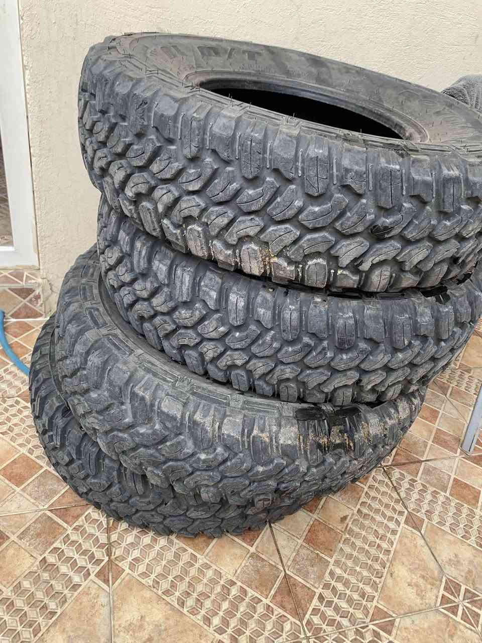 ئەم تاقمە جەبەلیە بۆ فرۆشتن
٢ مانگە بەستراوە وڕەی جادەی نیە
٣٥٠ هەزار
***********
