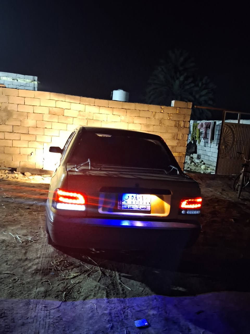 سلام عليكم سايبه موديل 14 سياره جاهزه شغل وطلع نقص غاز فقط حداده مكينه كير شرط بجيس سياره مال شغل على باب الله كهربائيات كله شغاله دواخل تخبل مكينه ناعمه ترايك عل 160 السعر 27 وبيه مجال حك الجيه رقم ***********
