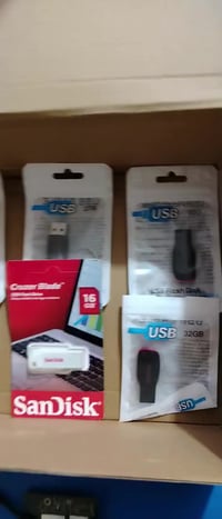 اكسسوارات إلكترونية • مزاد