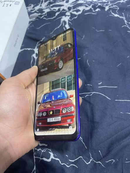 سلام عليكم  للبيع ريدمي 9 ذاكره 128 بي عراج بل شاطي بسيط وفطر بل شاشه والسماعه الخارجيه يرادله تبديل 
رقم***********
