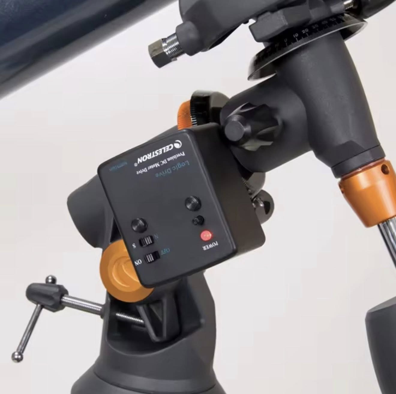 للبيع
-تلسكوب Celestron 130 EQ

-كاميرا فلكيه Angeleyes

-موتور تتبع من شركة Celestron

-عدسة بارلو X2 من شركة Celestron

-ادابتر تثبيت الموبايل على التلسكوب 

البيع بشكل كامل السعر ٣٥٠ الف دينار بدون معامله رجاءاً اذا تشتريهن بشكل منفصل يكلفنك اكثر من ٥٠٠ الف


**إذا كنت صاحب هذا الإعلان وتريد حذفه لأي سبب، رجاءا أرسل رسالة إلى الدعم الفني**