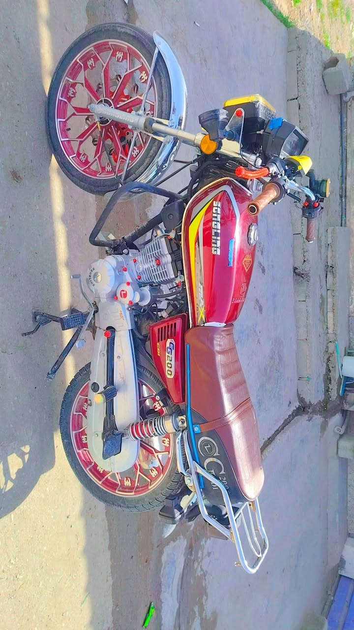 السلام عليكم دراجه سيفان سونك موديل 2025 السعر 600 وبي مجال مكاني ديالى بعقوبه للاستفسار 0778 113 5863
