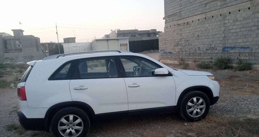 السلام عليكم
سياره سورنتو 2012
وارد  خليجي 
المواصفات خير من الله 
تبريد فول 
محرك ما مفتوح  
اربع اسلندر 
 بنورامه سقف 
الصندوق مصبوغ نص 
جملغ علا البارد الرقم اربيل 
السعر انتصل علا الرقم ***********
العنوان ديالى خانقين
