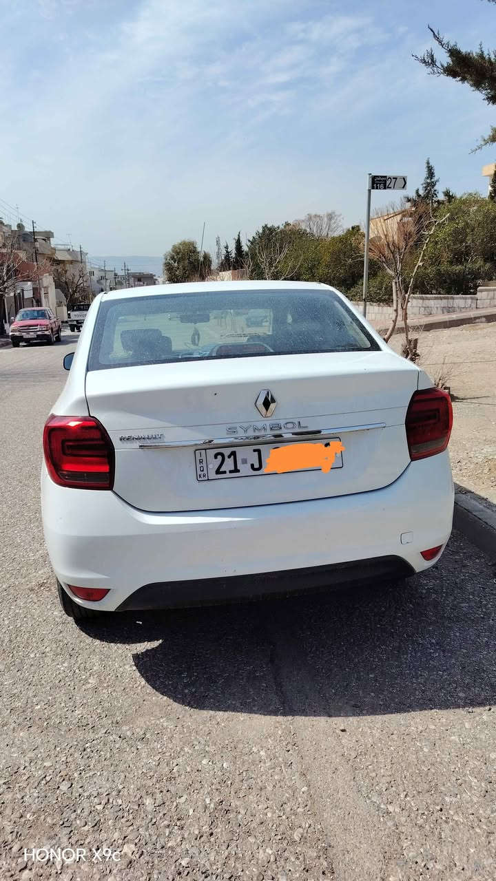 رینۆ سمبول ٢٠١٧
گێر ئۆتۆماتیک +عادی
٩٣ هەزار رۆشتووە
٣ پارچە و نیوو بۆیاخ بێ ناوگرت
تەحویل و غرامە بەشەرت
بلاجکتۆر +Abs+بلوتوس 
پێشو و دوای led
بۆ پەیوەندی *********** السليمانية, العراق
