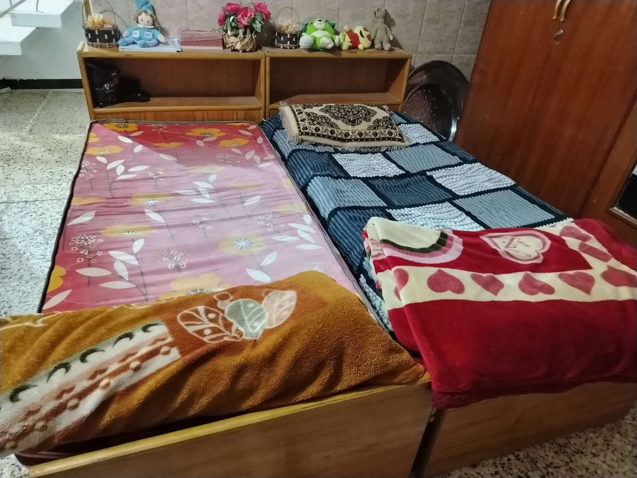 جرابي ام النفر تزكام درجه اولى نظيفات جدا للبيع الواحده مسويها ب ١٥٠ رايد الوحده ب ٧٥ قفل مكاني الحمزه/حي الحسين
للاستفسار الاتصال على الرقم *********** او مراسلة الصفحه

