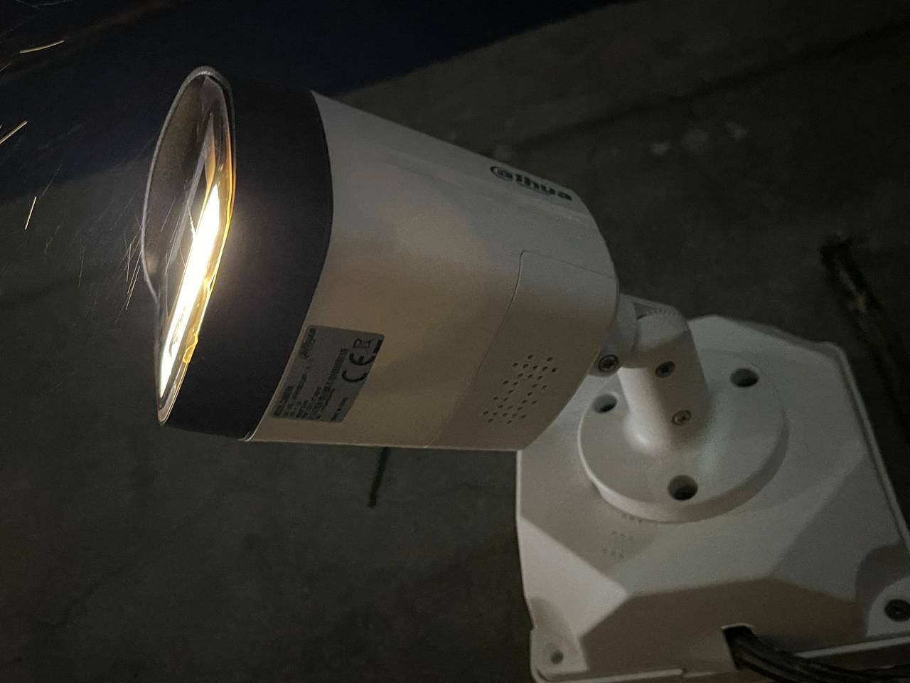 تم على بركه الله 
تم تجهيزوتنصيب كامرات مراقبه نوع دهوا 5ميكا 
تنصيب 4 كامرات من "مركز الامان " بدايه شارع المجمعات
من ماركة دهوا العالمية من تجميع أصلي 
تتضمن 
✅كاميرات 4 ماركة دهوا العالمية
✅جهاز DVR
✅دبل افلاش ليزرية
✅كامرات فول كلر صوت 
✅اسلاك  امتار
✅ضمان في العمل لمده سنة
✅الكاميرات من ماركة دهوا العالمية  اصلي 100% و ليس تقليد
ملاحظه:جميع الاجهزة والكامرات ضمان لمده سنة
للطلب او الاستفسار:
#واتساب: ***********
           /***********
العنوان المكتب :النجف الاشرف شارع المجمعات مقابل سوق النجف للعقار
