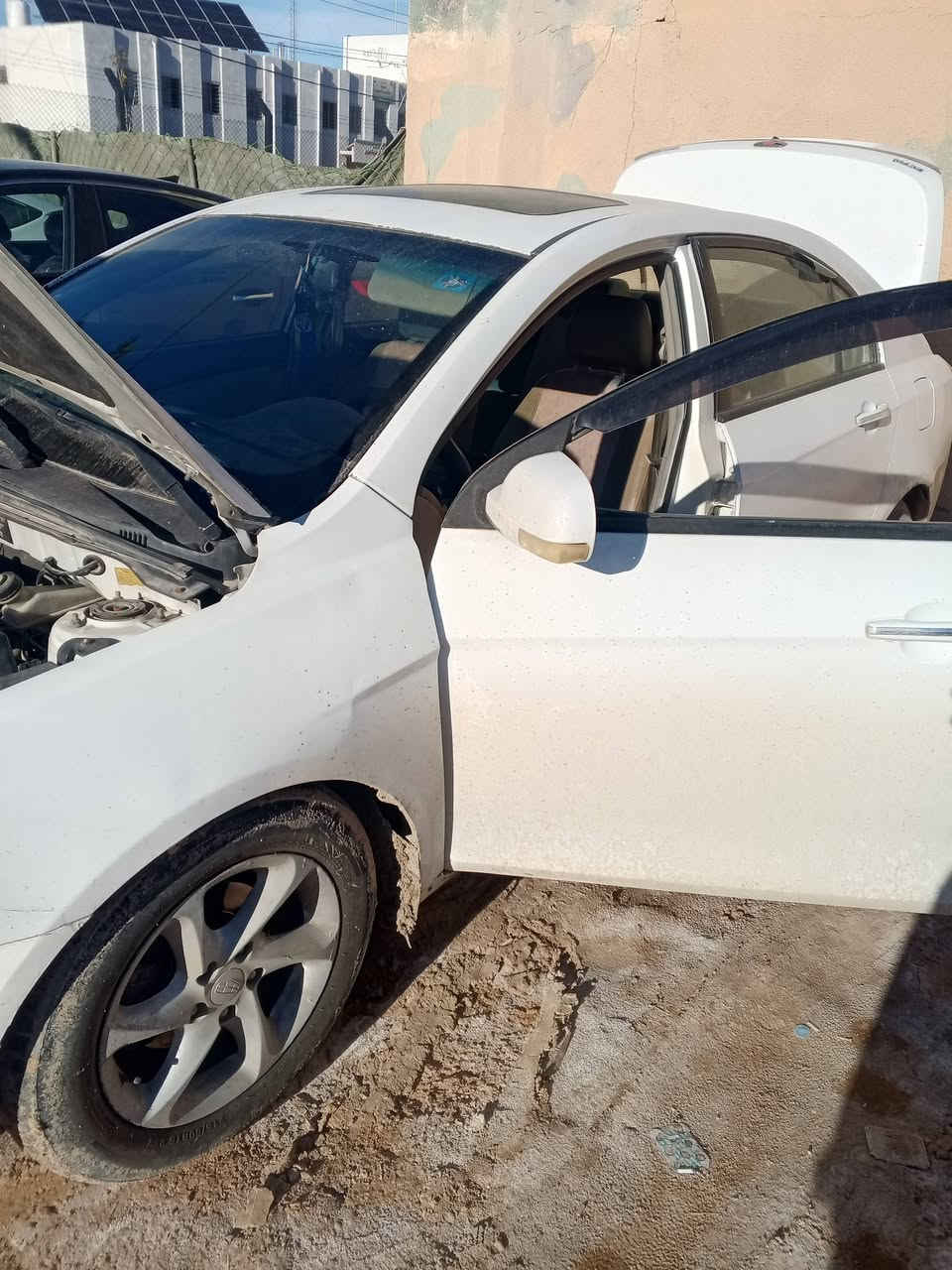 امكراند موديل 2012 رقم بغداد مداور ثاني اليوم مكاني كربلاء اطوريج السعر 53 بيه مجال   كير محرك مكفولات تبريد تدفئه كله شغله سياره حلوو ***********
