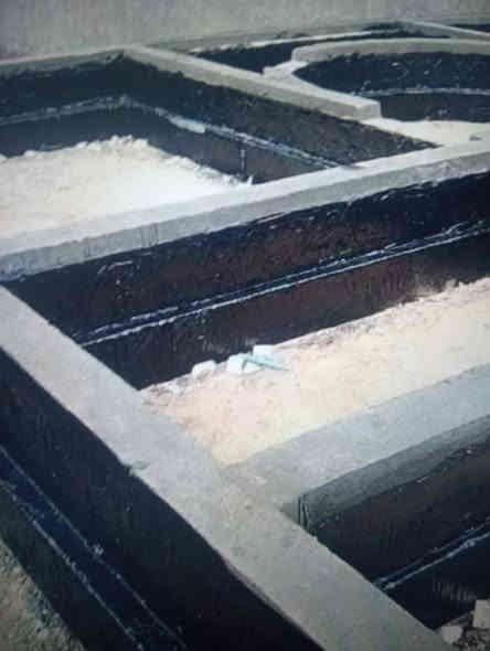 السلام عليكم ورحمه الله وبركاته يوجد جير لتزفيت السطوح والاساسات اليريد يتصل على الرقم ***********
