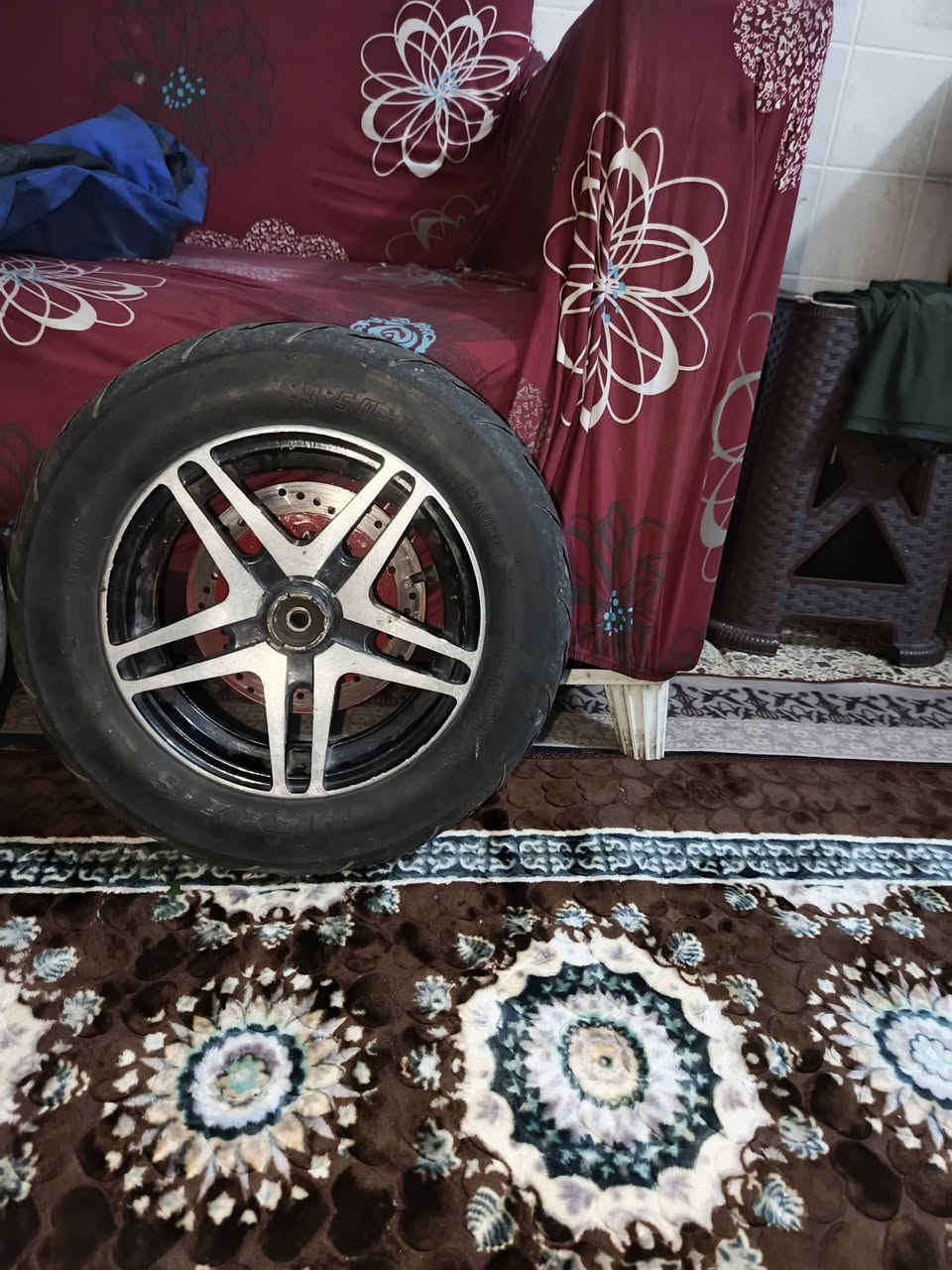 سلام عليكم ويالة ثعلب جيت اي ار مال حاوية 150==***********
