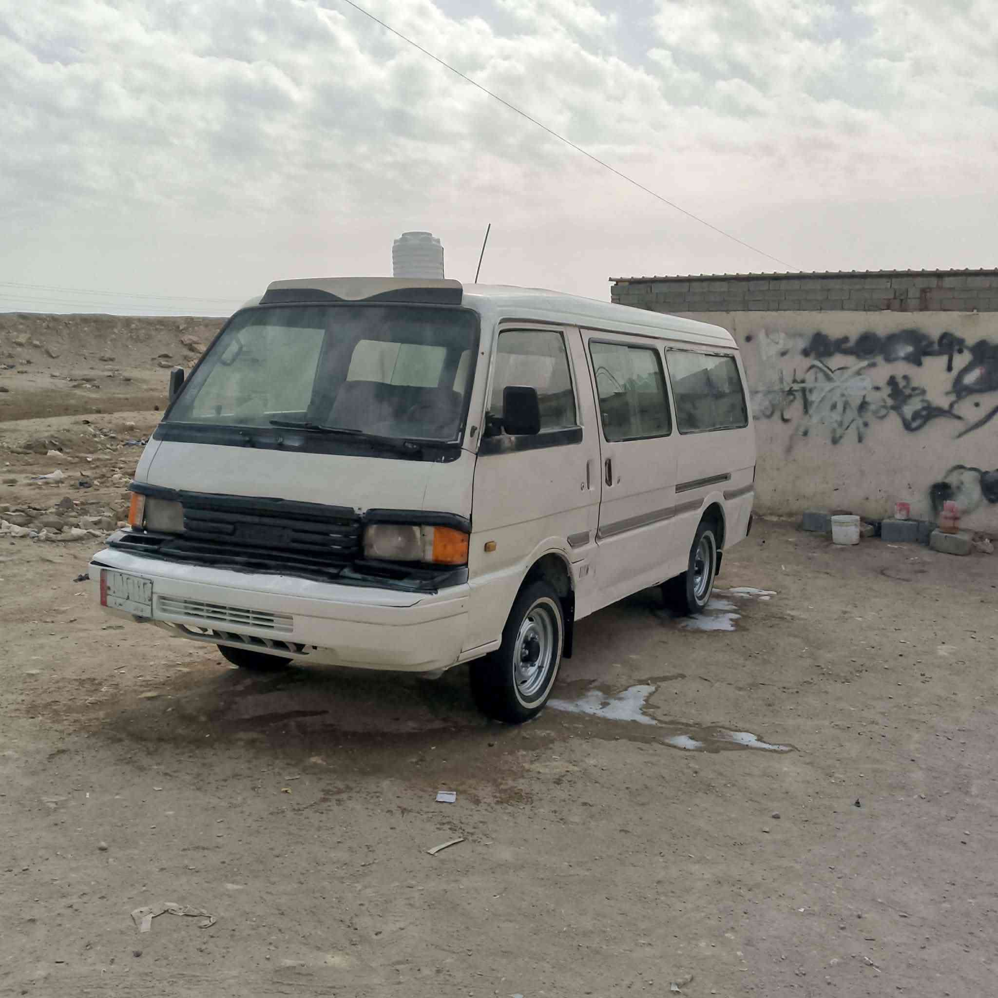 السلام عليكم كيا مازدا ام الشفه موديل 93 ماكينه جير حاويه حداديه وتخم تاير كله جديد دوش بخير من الله سعر 37 وبيها مجال المكان ناصريه مركز الاستفسار على الرقم تعال ***********
