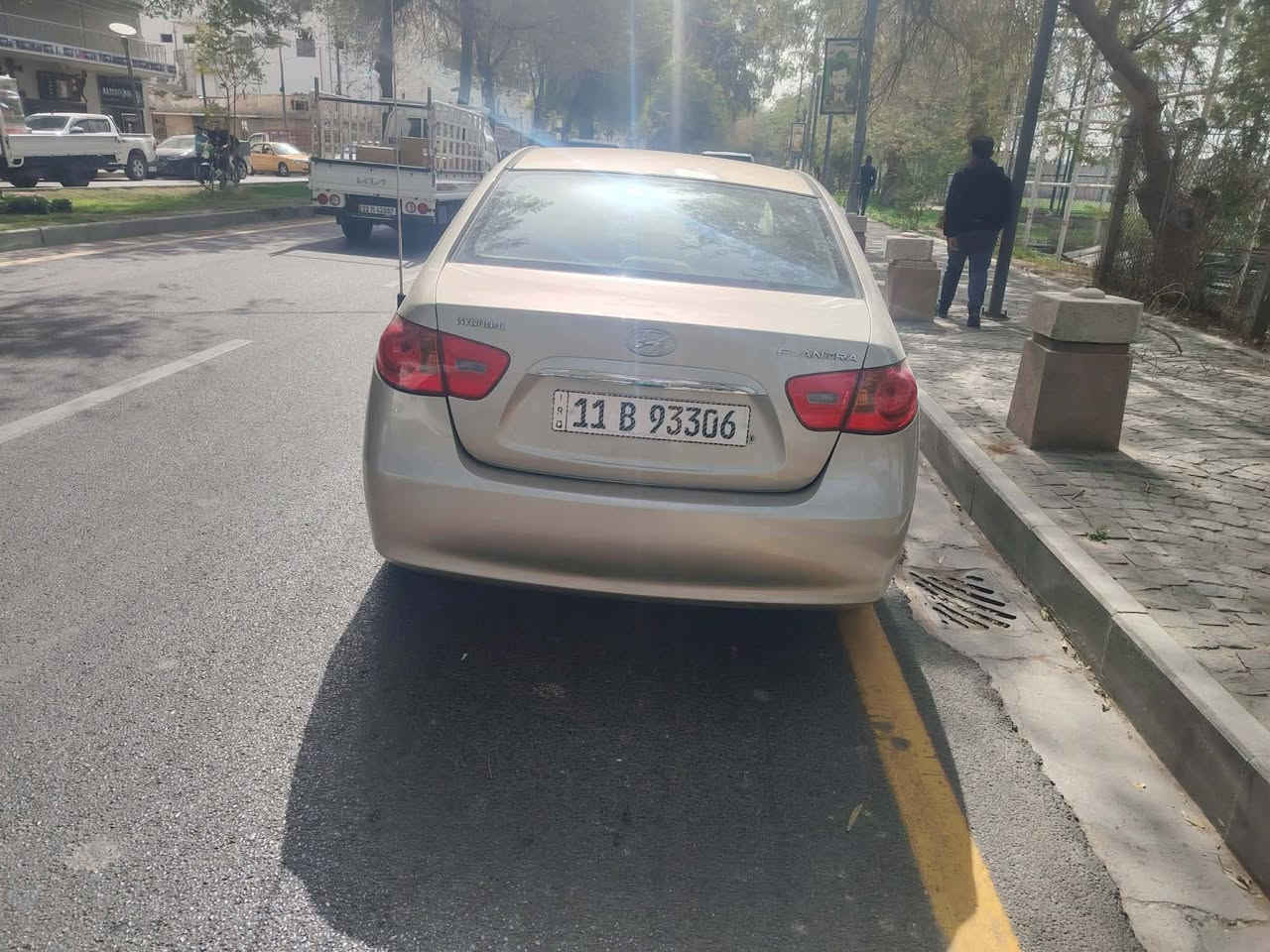 السلام عليكم 
النترا 2007 امريكي بيها ضربة بالفخذ شوية يعني راس الشاصي بي تعمير كير مكينة حدادية صدر تخم تاير كلة جديد  السيارة صبغ حزام بدون دواخل وبدون تكم مكاني اللطيفية 
السعر 82 
السيارة ب اسمي 
***********
