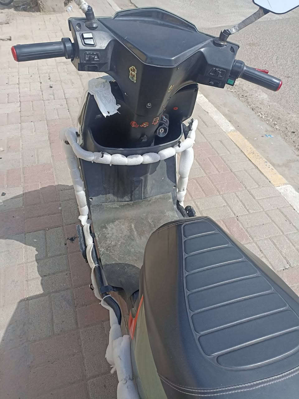 موطور شحن البيع بعده جديد 6بطاريات موديل 24 بطاريات كلهن عل فحص كلهن بل كورتون مكان الرمادي 7كيلو اليريده يراسلني خاص اذا مراوس حسب القناعه


**إذا كنت صاحب هذا الإعلان وتريد حذفه لأي سبب، رجاءا أرسل رسالة إلى الدعم الفني**