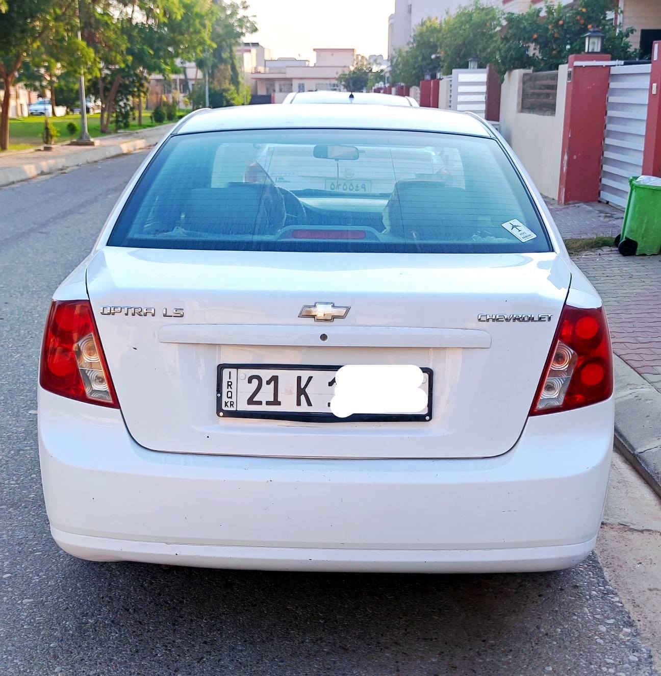 ***********
اوبترا 2013 اوتوماتيك كير محرك تبريد كهربائيات وصدر وسنوية كله شرط 
بيها جامرلغ وبونيد وباب خلفي صبغ وهلالات وبيها راس الشاصي سحب فقط رايدها 80 وبيها مجال 
*********** كركوك, العراق
