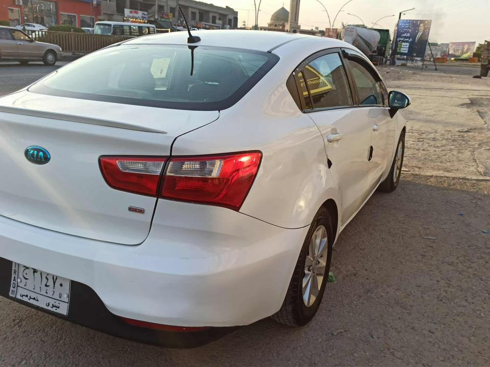 السلام عليكم
كيا ريو 
موديل 2016
موصفات نص فول 
رقم نينوى الماني 
كابون بانزين 
محرك وكير شرط
محرك 16 GDi
سياره ضررها شيرين صبغ بدون دواخل شرط 
شرط التحويل  والوكالة 
السعر 102$ وبيها مجال 
*********** /***********
