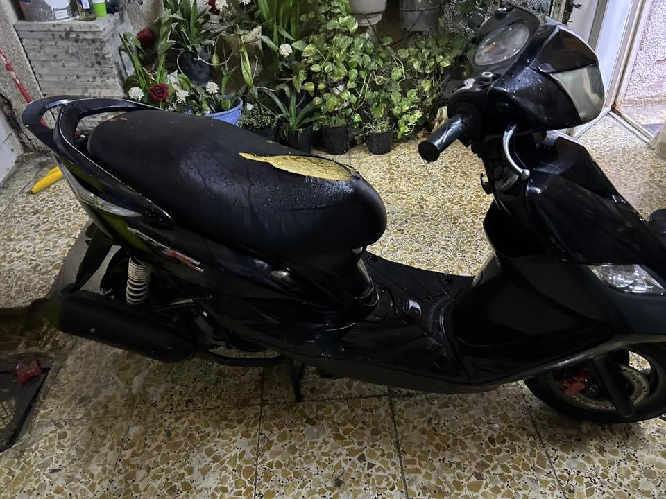 ثعلب نوزل مكينه بلادي كفرات بلادي مكينه ناعمه ختم واحد وييه المحرك. نقص فقط ملف شحن ماعدي مجال  اسوي بيع او مراوس 375 قفل مكاني الحريه ***********
