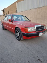 مارسدس 190 للبيع  سيارة جاهزه على الاخير  من كل نواحي  مكفوله من حادث ...