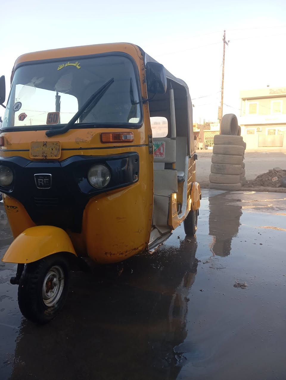 سلام عليكم تكتك للبيع موديل 2018 رقم وسنويه بغداد لا ضربه ولا صبغ لسعر 5 وبيهه مجال مكان ديالى بعقوبة الرحمه  ***********
