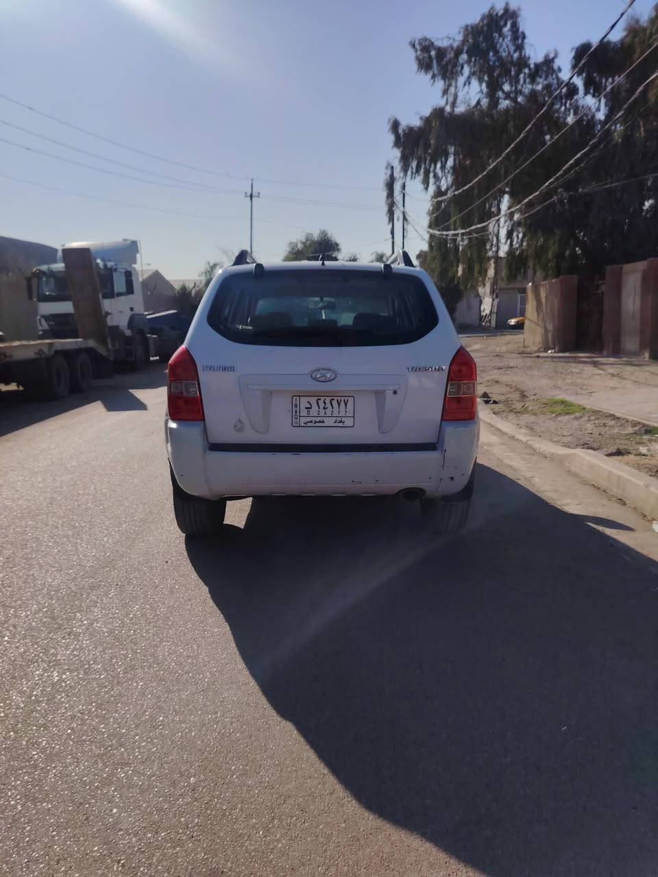 ألسلام عليكم
توسان 2009 خليجي

بيها اثر حالوب خفيف الباقي كله مكفول

السعر 130 وبيها مجال 

مكان السياره بغداد المدينه

للاستفسار ***********
