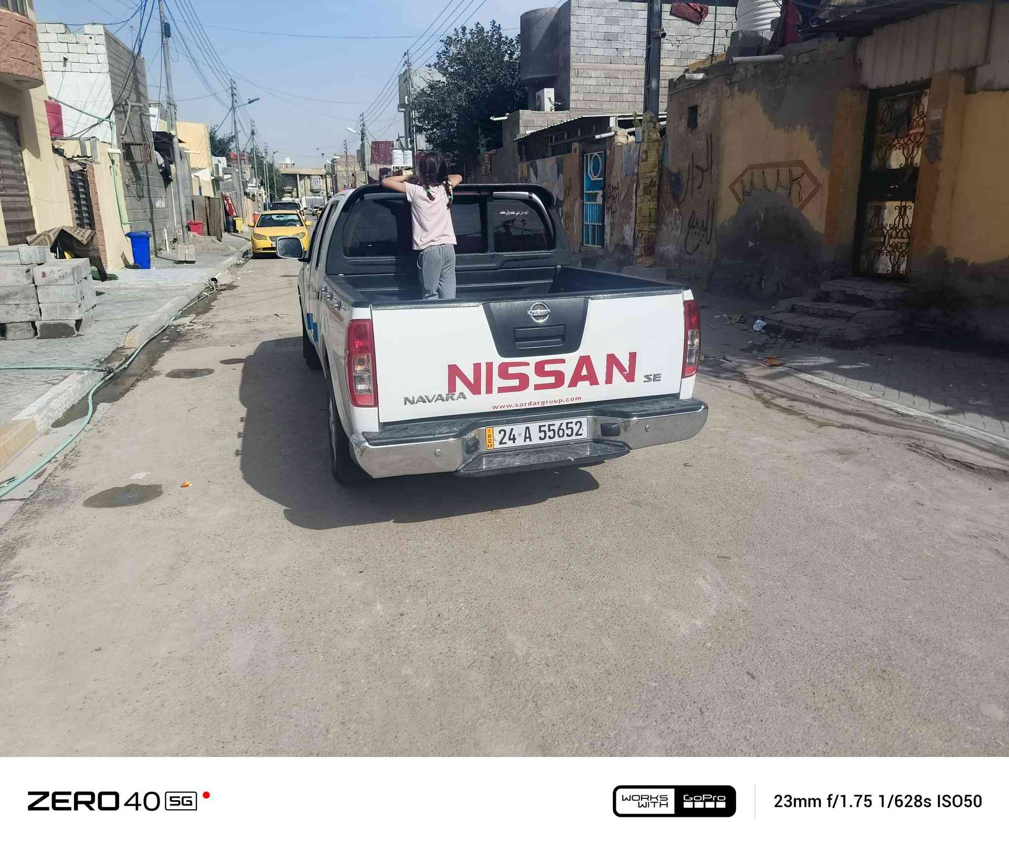 السلام عليكم نيفارا موديل 13 سياره كله الجديده بيها بارد بسيط سنويه ال 2030 مكينه مفتوح بيها جازقيت سياره جاهزه ما بيها اي نقص جديده في معنى الكلمه بها وكاله عامه باسمي السعر 26 الاتصال*********** العنوان بصره مركز مدينه غير متواجد على الفيس بالمناسبه ما اعرف اقرا الواتساب شغال بصمه او اتصال
