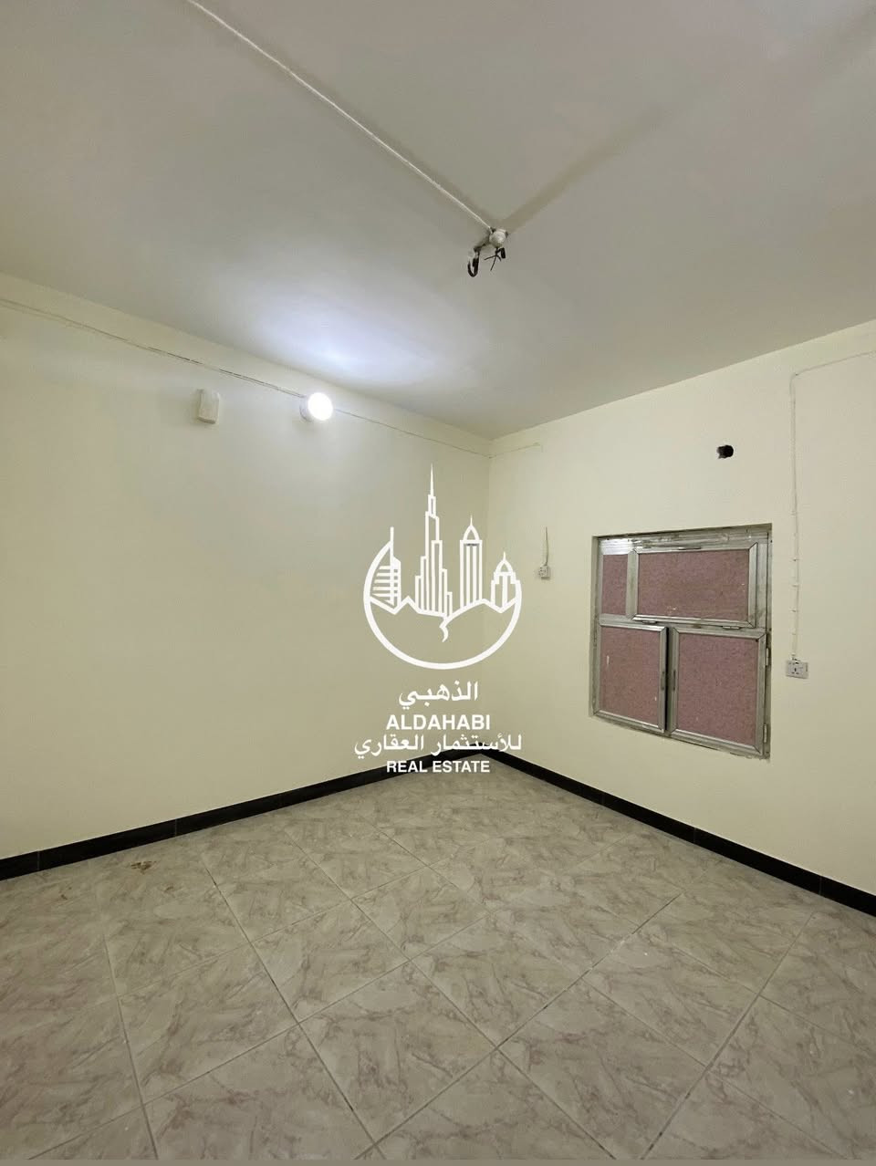 للايجــــــــــــار ✅ 
.
بيت للايجار في الموفقية الاملاك مساحة 180م بناء حديث 
البيت نضيف و جاهز للسكن مناسب للعوائل
.

مواصفات البيت / 
.
غرفتين ، صاله ، استقبال ، مطبخ ، صحيات داخليه و خارجيه ، كراج 
.

سعر الايجار 650 الف
.

✅ الذهبي للاستثمار العقاري ✅

#مجــــــاز_قانــــــــونيــاً
—————————————
#ملاحظه لعملائنا الكرام يتوفر لدينا عروض عقاريه بيوت للبيع والايجار في كافة مناطق محافظة البصره كذلك يتوفر لدينا بنايات تجاريه للبيع في مناطق ممتازه بوارد شهري ممتاز 
‏‌‎ للمعلومات اكثر التواصل على الارقام الموضحه او زيارة
الموقع 
البصره_ شارع عام حي الزهراء _ قرب مستشفى النفط
***********

رابط القناة
‏https://t.me/ooliiy

#عقارات #بيت #دار #للبيع #استثمار #البصرة #العقارات #الجنينه #الطويسه #كورنيش_شط_العرب #ايجار #بيع 
#مركز_البصرة
