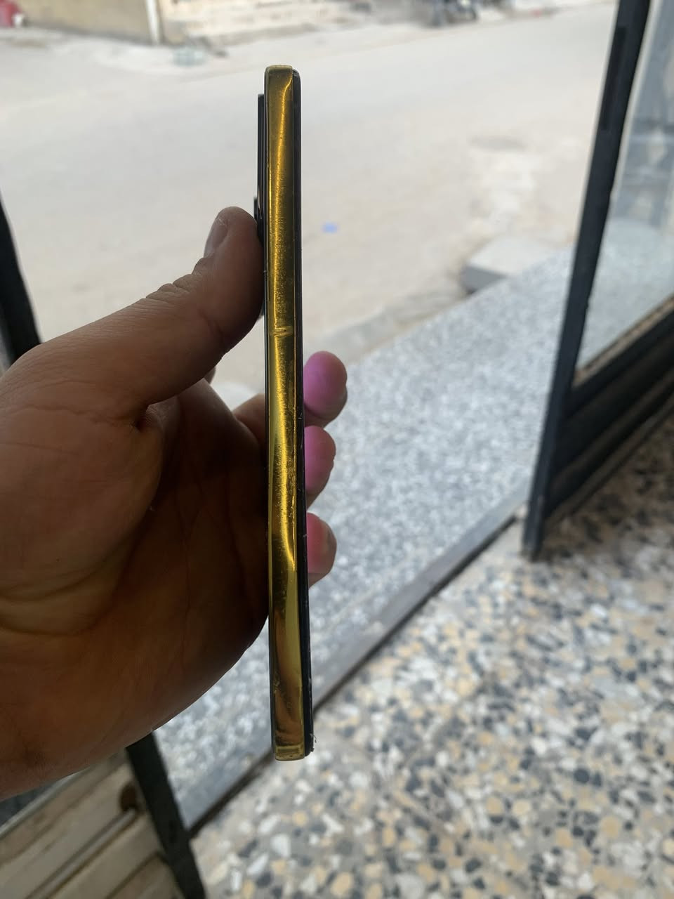سلام عليكم بوكو x4برو 5G ذاكرة 256 رام8+4 يعني 12 معالج سناب دراكون 695 شحن تايب سريع 67واط بصمه جانبية وبصمه وجه مبدل شاشة اصلية وكالة شركة ومبدل ظهر اسود مالكيت نفس الون   الله شاهد بسبب الفريم تعبان ومرات شاشة تطلع نمش تطفي من دكمة تشغيل وشغلة يرجع طبيعي بسبب الفريم بشرط اللمس شغال فوول وسريع وسرعة الشاشة 120هرتز صوت عالي استريوا كامرات واضحات مثل ماموضح بصور 👆👆👆لاتكلي شاشة تجارية فدوة الكلبك تجي تفحص وتشوف بعينك للبيع السعر 115الف وبي مجال حك جيتك شراي اتصل على الرقم ***********واتساب او خاص...
