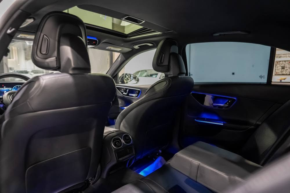 Mercedes-Benz C-Class W206 | 2023 | Black Edition

للناس اللي تدور على النظافة والفخامة الحقيقية، مو مجرد سيارة.

▪️ موديل 2023▪️ اللون: أبيض لؤلؤي (Black Edition)▪️ باكج AMG الخارجي والداخلي الكامل▪️ مقود AMG متعدد الوظائف▪️ مقاعد AMG رياضية فاخرة▪️ شاشة رقمية حديثة مع أحدث أنظمة مرسيدس▪️ كاميرات 360° مع حساسات أمامية وخلفية▪️ مفتاح ذكي (Keyless)▪️ ممشى فقط 48 ألف ▪️ محرك وجير بحالة ممتازة، أداء ناعم وخالٍ من أي ملاحظات▪️ فحص كامل "صدر إلى شاصي" بدون أي ملاحظات▪️ لا توجد أي لمبات أو أخطاء أو أعطال، والسيارة جاهزة للاستخدام مباشرة▪️ حالة وكالة بكل معنى الكلمة، نظافة استثنائية من الداخل والخارج▪️ مرقم  وباسمي، وتحويل الوكالة يتم في نفس اليوم

السعر: 23500، دولار

إذا تبحث عن W206 تختلف عن المعروض بالسوق، فهذه السيارة تستحق المشاهدة. أربيل, العراق


**إذا كنت صاحب هذا الإعلان وتريد حذفه لأي سبب، رجاءا أرسل رسالة إلى الدعم الفني**