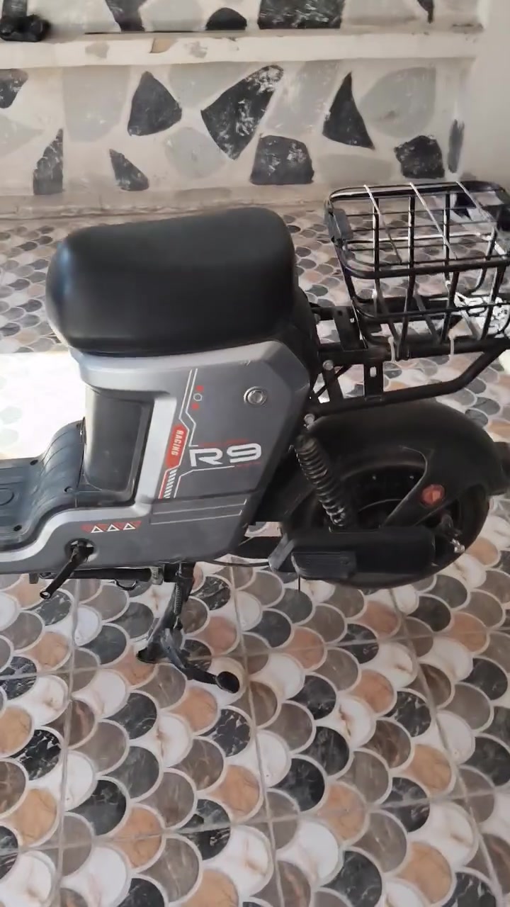 سلام عليكم دراجه R9 للبيع اخت الجديده السعر 450
للاتصال ***********
