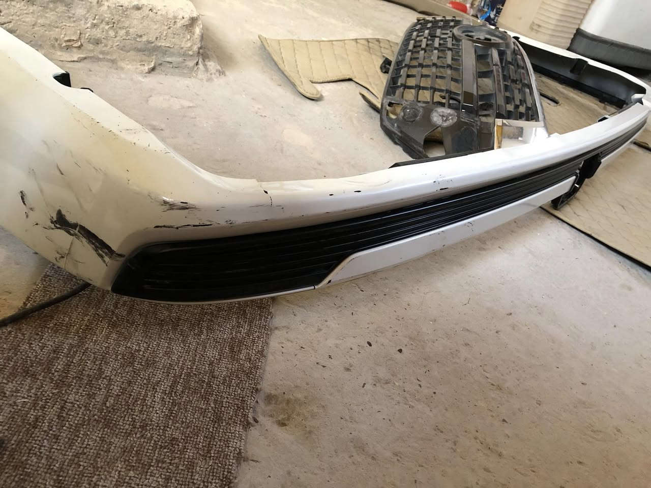 لسلام عليكم لحية لاندكروز 2021 أصلية نظيفه بيها شويه زلوغ وشباك لاندكروز 2021 للبيع مكاني بغداد مدينة الصدر يوجد توصيل داخل بغداد


**إذا كنت صاحب هذا الإعلان وتريد حذفه لأي سبب، رجاءا أرسل رسالة إلى الدعم الفني**