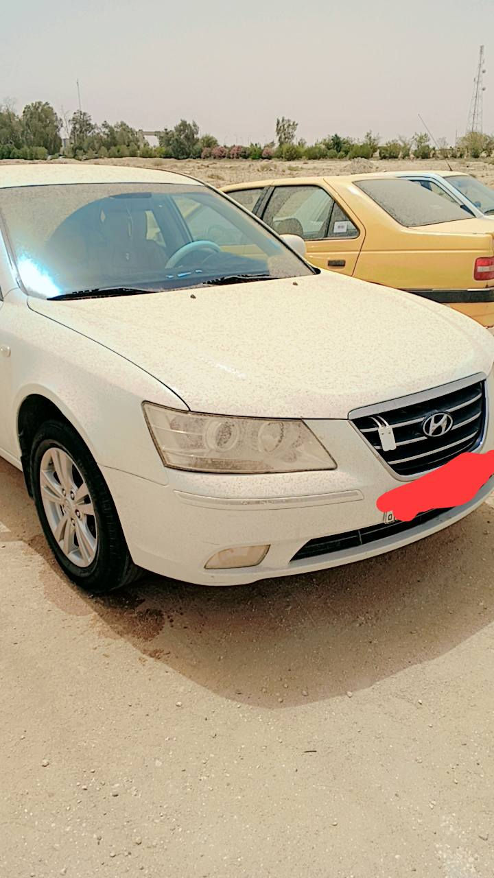 سوناته خليجي
محرك 2400 موديل 2009 رقم بغداد 
تخم تاير جديد تبريد ثلج خير من الله 
اذا اكو مراوس اوبتيما تكسي ميخالف 
السعر 110 وبيه مجال للشراي اتصل ودلل
***********هاتف
