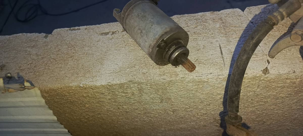 السلام عليكم غراض سكاي 250مثل ما واضح بالصور
عنوان الغزاليه ***********
