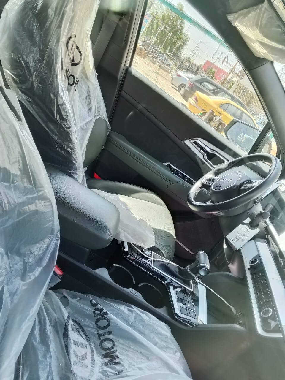 سلام عليكم سبورتج مديل 25 بلاك ادشن الدوليه ام الضمان مكفوله كفاله عامه رقم بغداد*********** مكانه بغداد
