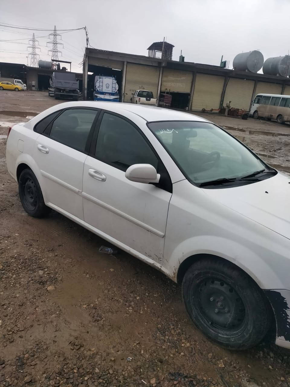 اوبترا ٢٠١٠ باب سايق و نفر و جاملغ امامي نفر سبغ و مكينه و كير بشرط. شرط تحويل وغرامه على ٢٥٠ الف و سعر ٨٠ ومجال  وتفاصيل على رقم ***********
