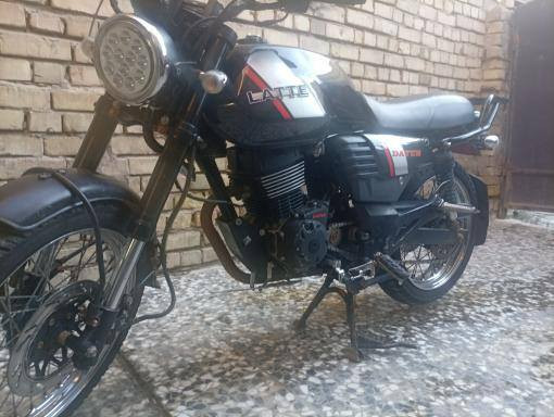 سلام عليكم دايون للبيع مديل 21 نضيفه وشغاله ب1600 وبيها مجاي مكاني حي اور ***********
