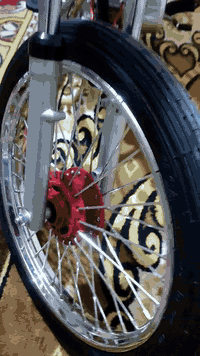 سلام عليكم دراجه اربعه كير نامه شلامجه موديل 2025 صايرلها 3 اشهر فيلس بعدها ما فيلسه دراجه نضيفه انضف من الصوره السعر 750 وبيها مجال لل استفسار *********** مكان طويريج الرجيبه
