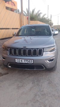 جراند شيروكي لمتدد • V6 3.6 • رقم بغداد