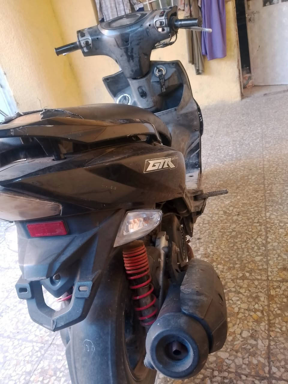 سلام عليكم جيتي ار درجه مال بيت  نقص فقط تريشه اليسره ولحاض الجوه نكره درجه السعر خاص رقم ***********
