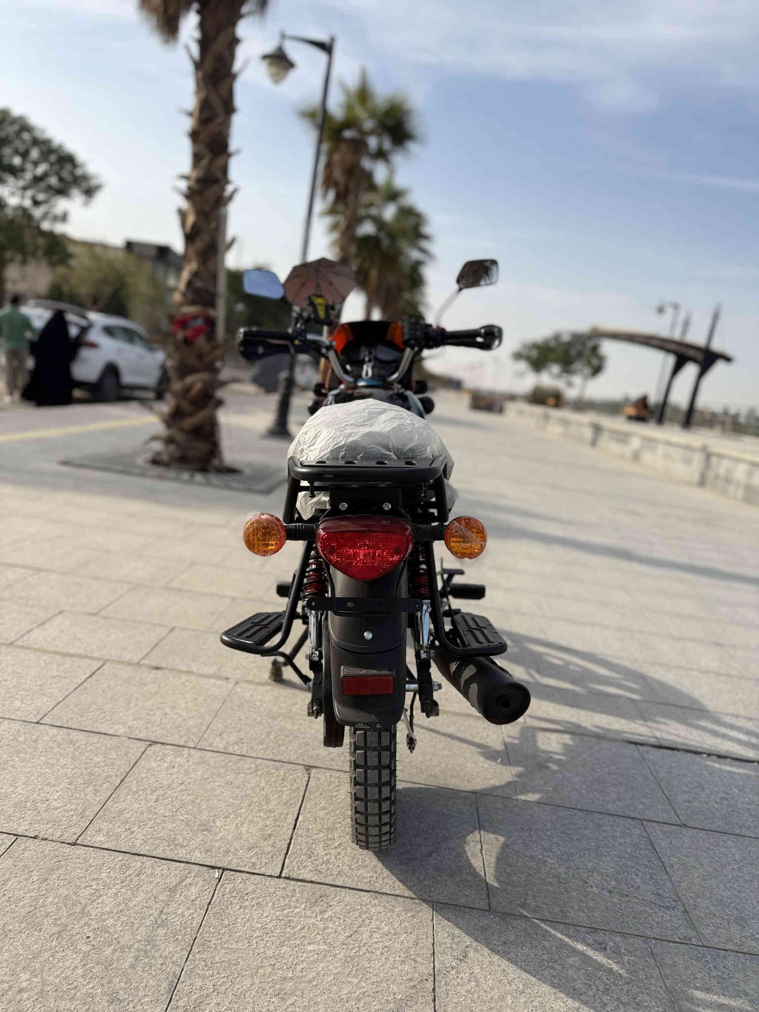 ***********
دايوان مكينه ٢٠٠
حجم ويل 18
رقم اربيل مميز وكيلها ابن جبرين
دراجه زيرو والله
٢.٤٥٠
