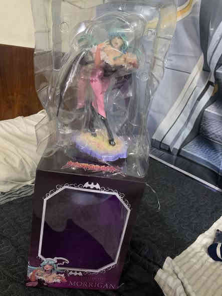 عندي هذول قطعتين امزون طلعو سعرهم ثنينهم 30 رقم تليفوني ***********
