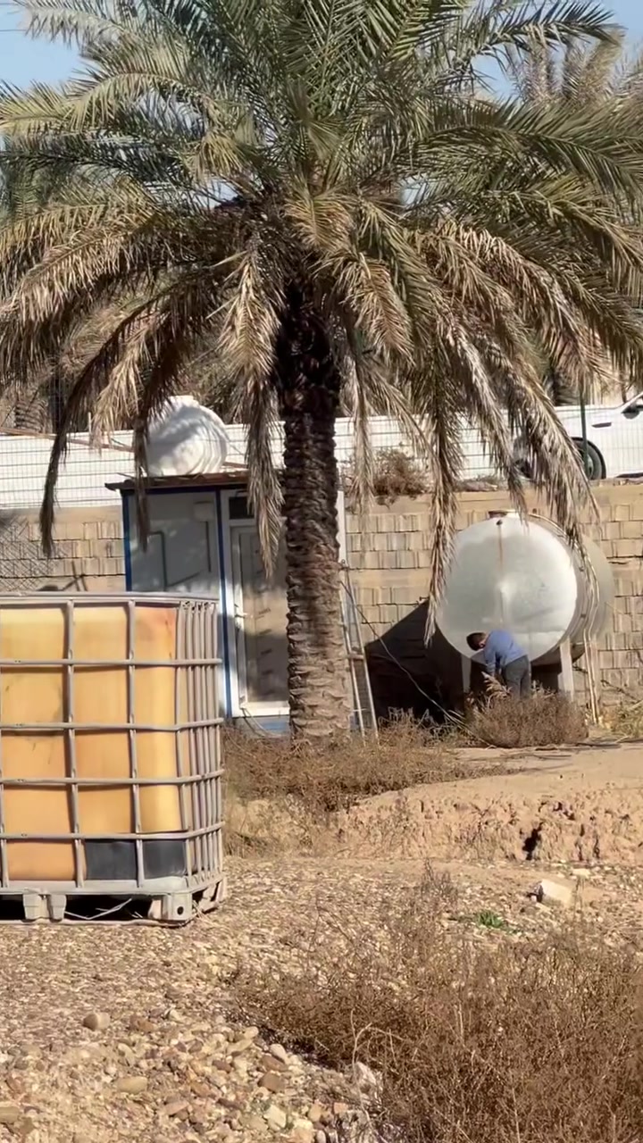 ارض نصف دونم ١٢٥٠  م  مطله على النهر منطقة الكرغوليه مجاور جسر ديالى القديم تبعد عن الجسر 1 كيلو متر بدايه المنطقه خدمات كاملة تبليط وماء كهرباء تصلح مزرعه استثمارية تصلح شاليه صنف الأرض طابو ملك صرف كامله مسيجه مثل ما موضح امامكم التصوير 

 ابو ليث ***********
