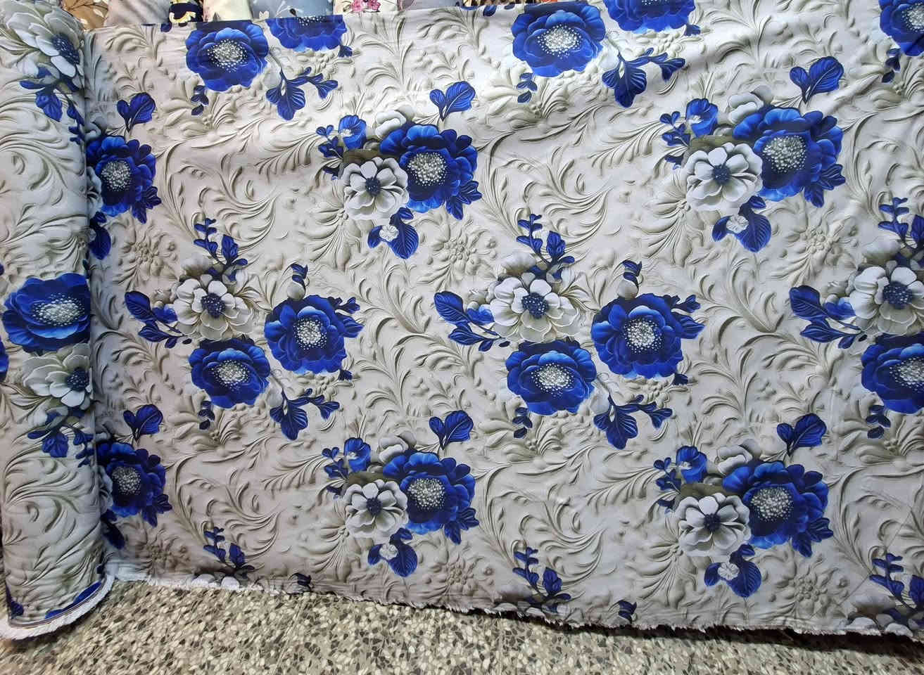 .آلى زبا ئننا الكرام .همايون دجتال خامة قطني. سعر متر .٢.٥٠٠،،.العنوان بغداد  الأمين الثانيه سوق الشهداء. توجد خدمة توصيل. الاستفسار. ***********...
